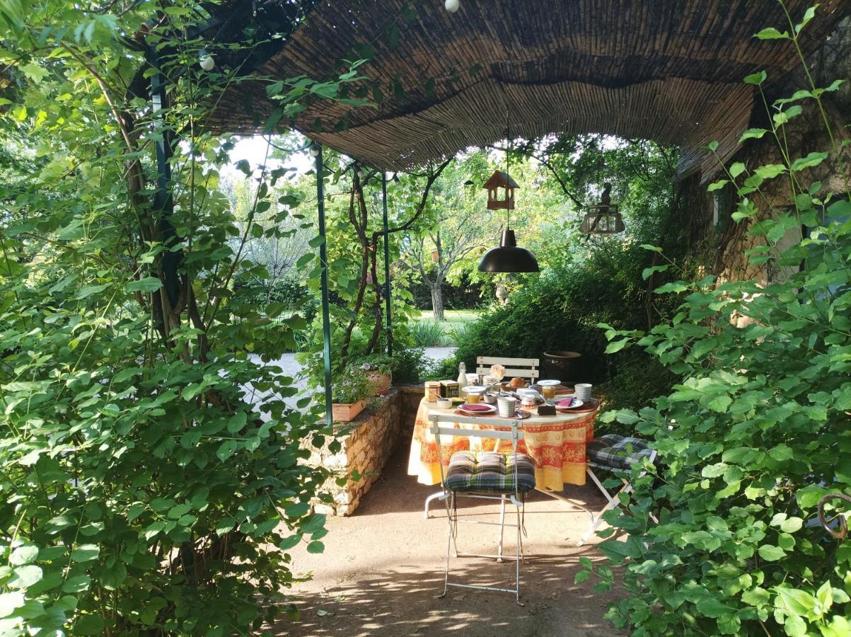 Campagne De Pre Grand Bed & Breakfast Saint-Etienne-les-Orgues Luaran gambar